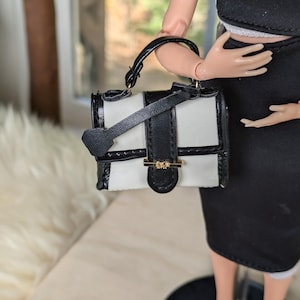 Zuru mini brands fashion Serie 3, Barbie, 1:6 schwarz-weiße Geldbörse, Miniatur Designer Handtasche, Mini-Modeserie