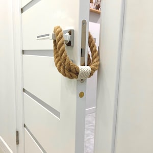 Jute Rope Door Stop: Eco-Friendly Door Protection with White Accent