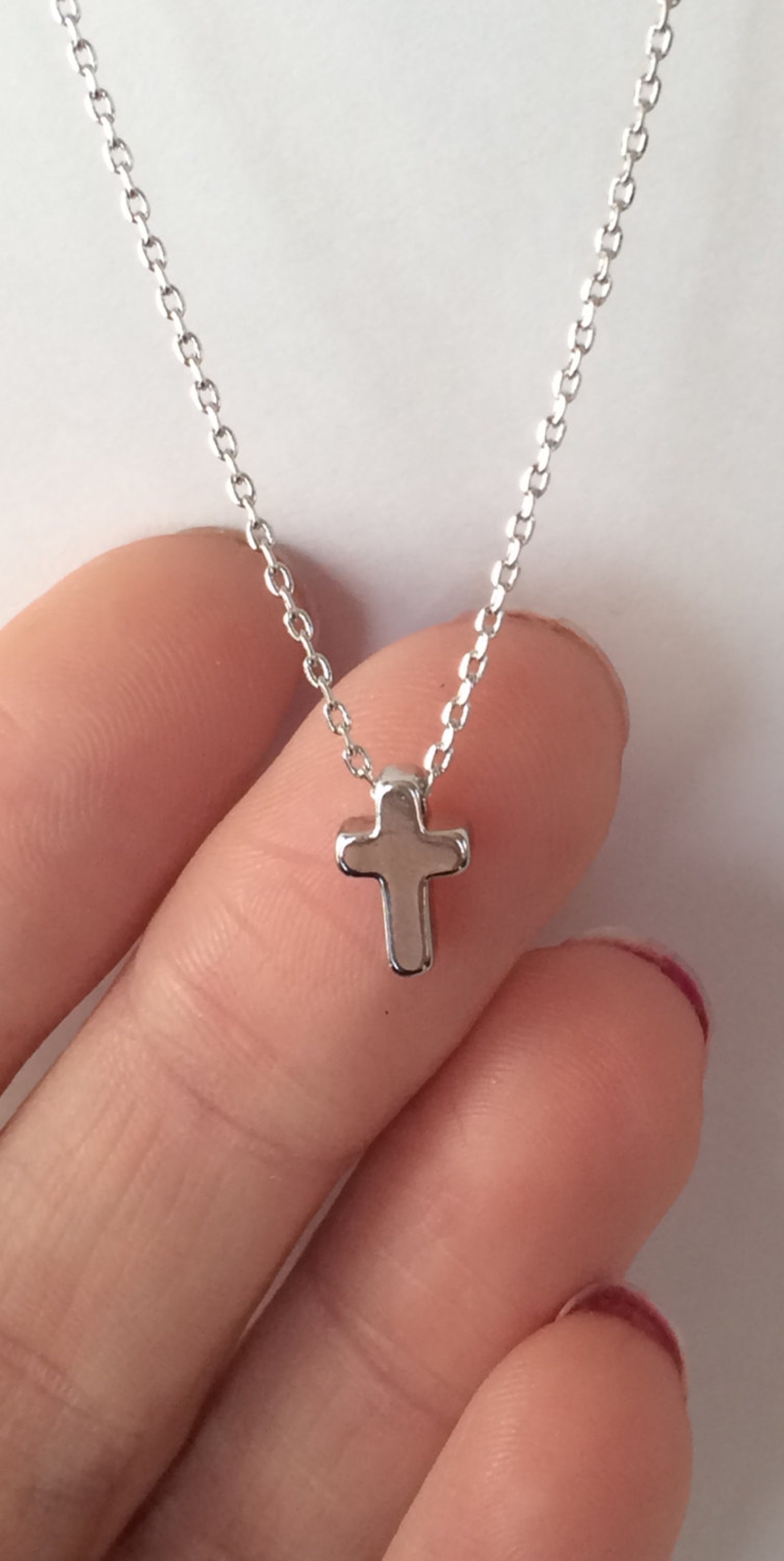 Small silver cross necklace Clearance