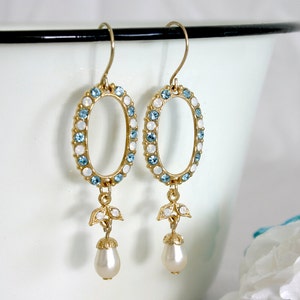 Light blue bridal earrings, Blue Wedding Gift for Bridesmaids, Blue white Swarovski dangle earrings