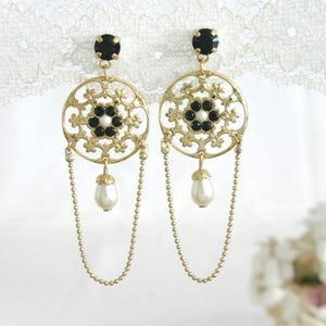 Black gold earrings chandelier, Chandelier earrings gold, Black gold earrings long, Black gold earrings