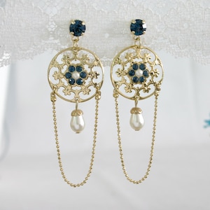 Braut Chandelier Ohrringe, Chandelier Ohrringe, Blaue Chandelier Ohrringe, Gold und Blaue Ohrringe, Etwas Blaues Schmuck