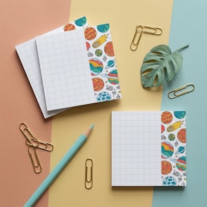 Space Post-it Notes Grid Memo Pad | Cute Planet Cartoon Stationery, Astronomy Galaxy Notepad for Students, Aesthetic Writable Grid Notes
