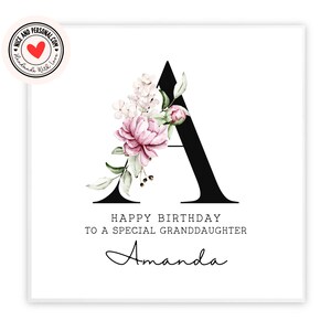 Cartão de aniversário com flores rosa | Cartão de aniversário com peônia e inicial para ela, filha, amiga, irmã, neta, sobrinha, prima, tia, melhor amiga