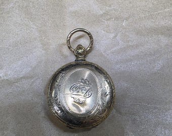 Medallón de oro de 14 quilates