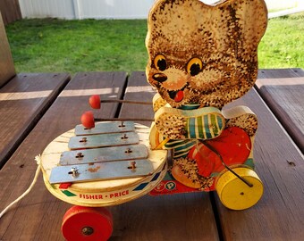 Vintage Fisher Price Shaggy Zilo Bear wood pull toy, plays the xylophone, Late 1950&#39;s