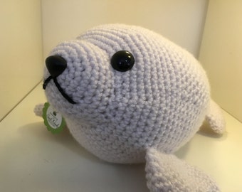 Puck the baby seal - Crochet Pattern Instructions