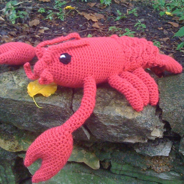 Lucy the Lobster - Crochet Pattern Instructions