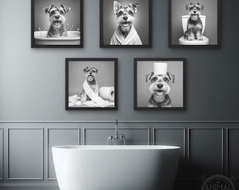 Adorable Schnauzer miniatura para baño: perro en la bañera, bata, papel higiénico y pila de papel higiénico. Impresiones digitales descargables, divertida decoración para mascotas.