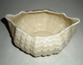 Vintage Belleek Tridacna Open Sugar - 3rd Green Mark