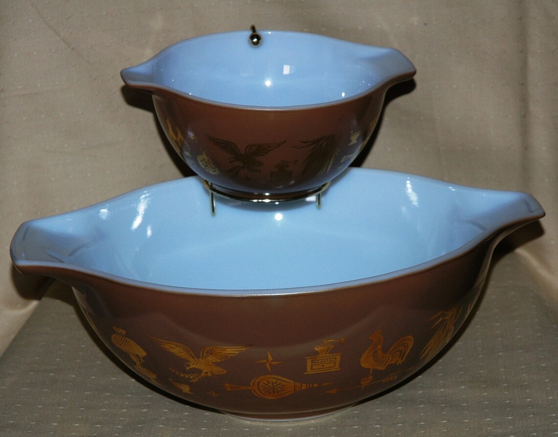 SALE Vintage Pyrex Set Chip and Dip with Rack 1960s Gem Etsy