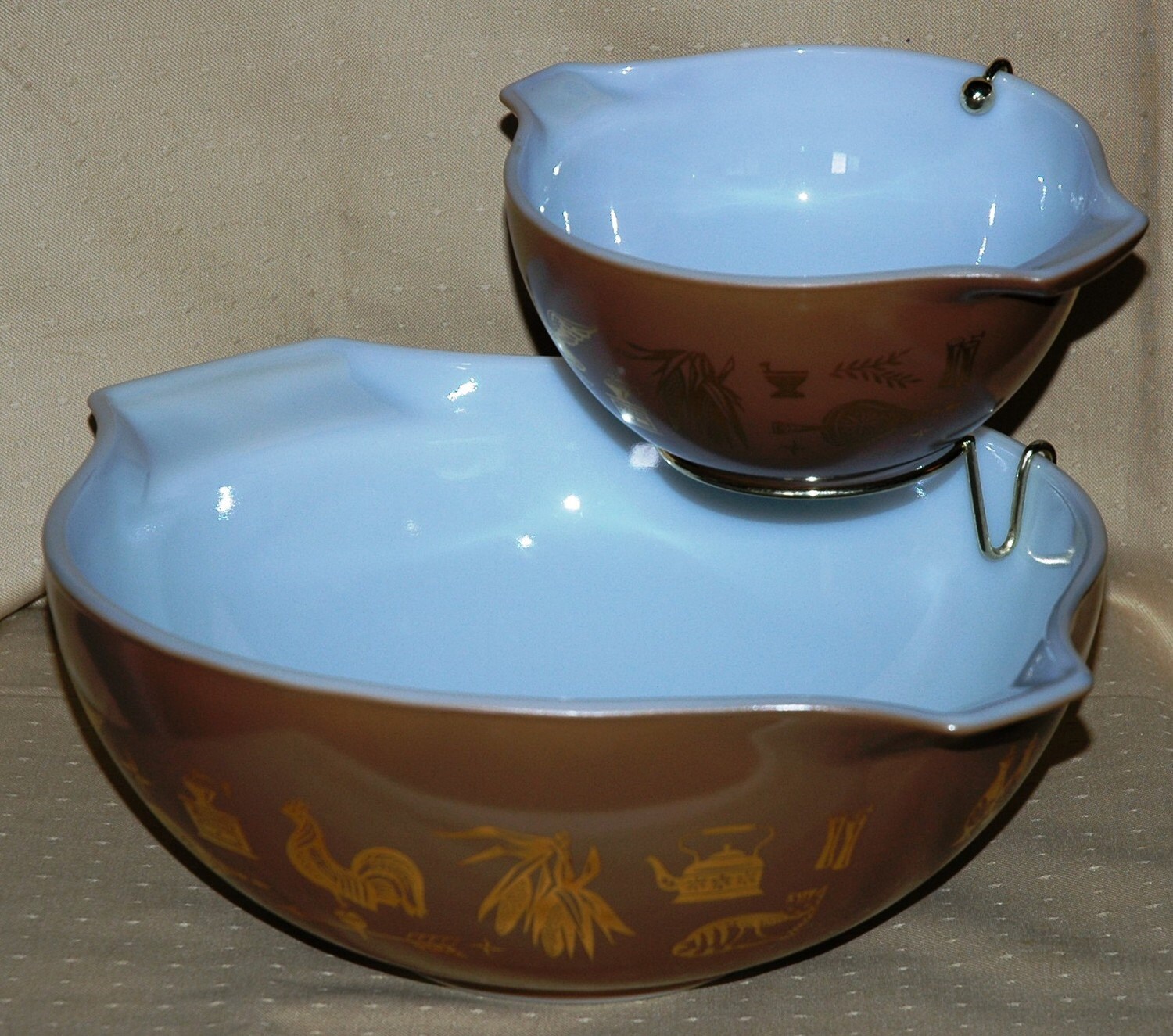 SALE Vintage Pyrex Set Chip and Dip with Rack 1960s Gem Etsy