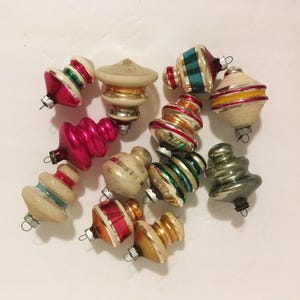 Atomic Shiny Brite Twelve 1950&#39;s Vintage Shiny Brite Ornaments - Dozen in Box