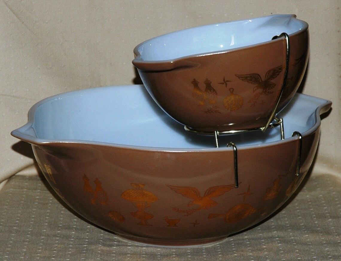 SALE Vintage Pyrex Set Chip and Dip with Rack 1960s Gem Etsy