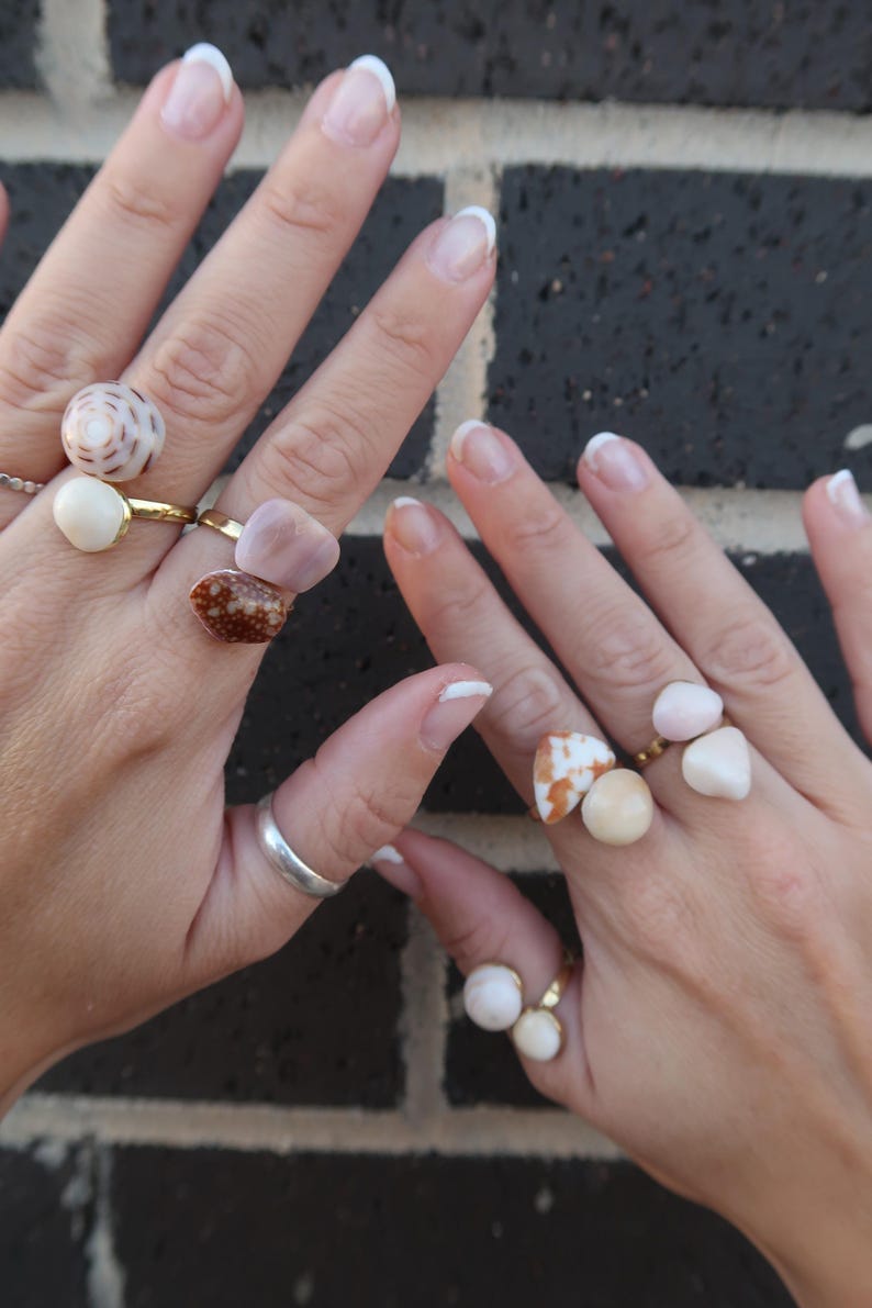 Handcrafted Seashell Ring (Adjustable) 15