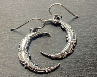 Vintage Style Crescent Moon Earrings in Sterling Silver