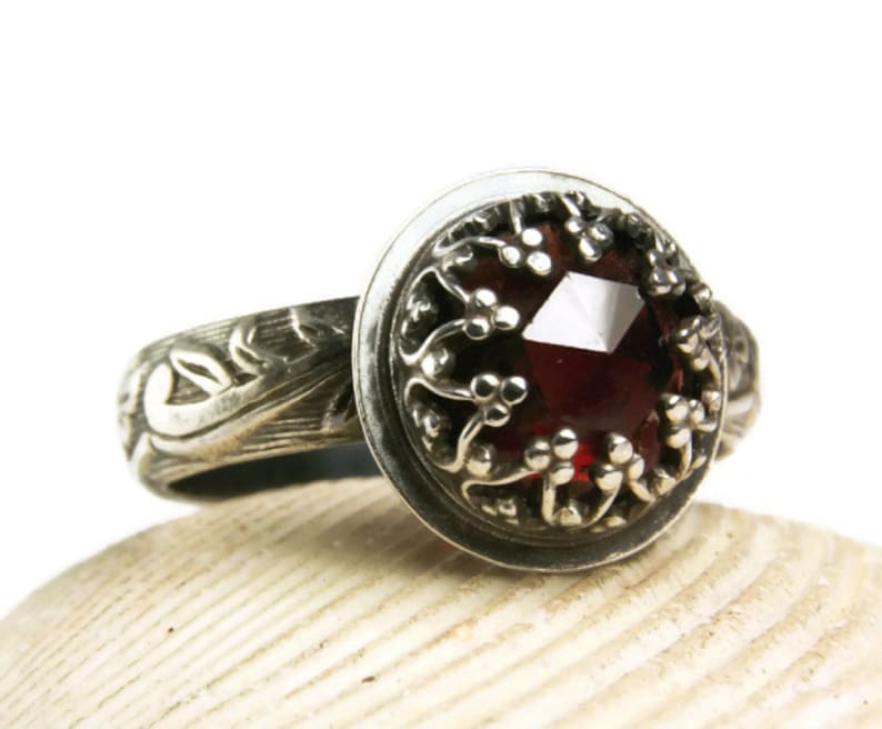 Vintage Style Garnet Ring Renaissance Ring Gothic Style Jewelry Natural Gemstone Ring image 4