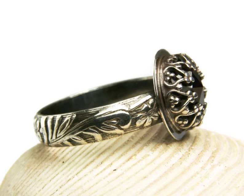 Vintage Style Garnet Ring Renaissance Ring Gothic Style Jewelry Natural Gemstone Ring