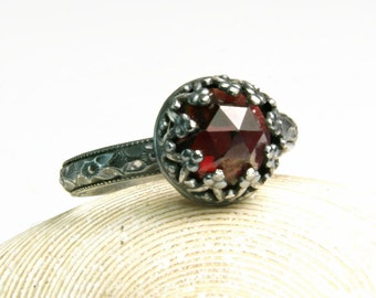 Silver Garnet Ring Natural Red Gemstone Renaissance Ring Victorian Style Jewelry