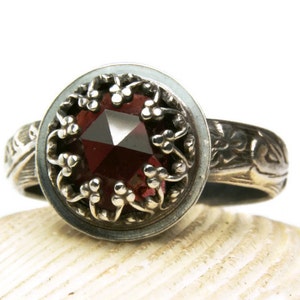 Vintage Style Garnet Ring Renaissance Ring Gothic Style Jewelry Natural Gemstone Ring image 3