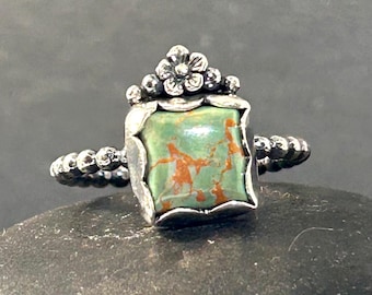 Kingman Turquoise Stackable Flower Ring – Handmade Sterling Silver Floral Ring – Natural Turquoise