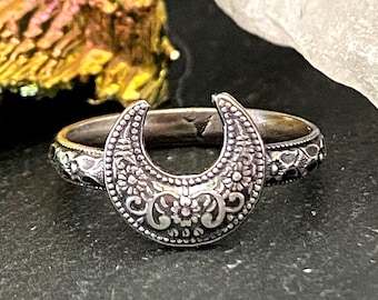 Crescent Moon Sterling Silver Ring Vintage Style Jewelry