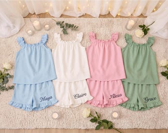 Custom Flower Girl Pajamas Set,Personalized Flower Girl Getting Ready Outfit,Kids Pajamas,Bridesmaid Pjs Set,Bridesmaids Gift