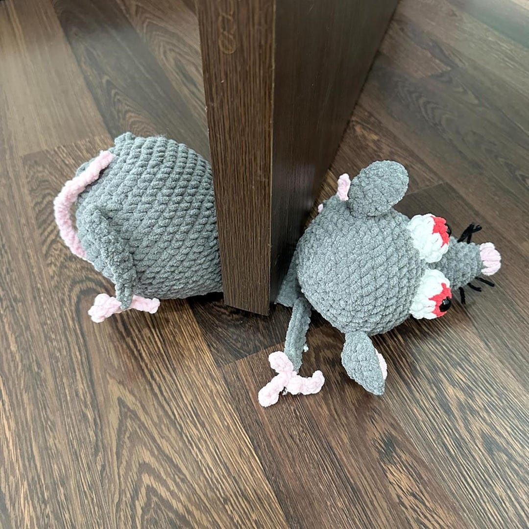 Rat Door Stop Crochet Pattern, Easy Crochet Rat Amigurumi, Door Stopper ...