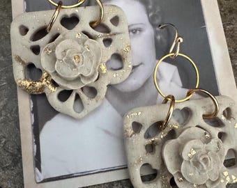 Xiadani - Ivory Flower Papel Picado Fiesta Banner Earrings, Dia De Muertos, Mexican Wedding Polymer Clay, Neutral Fall Season, Pastel
