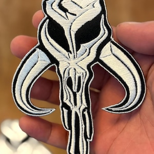 2Stk. Schädel Mandalorian Mythosaurs Boba Fett Star Wars Symbol Stickerei Aufnäher zum Aufbügeln