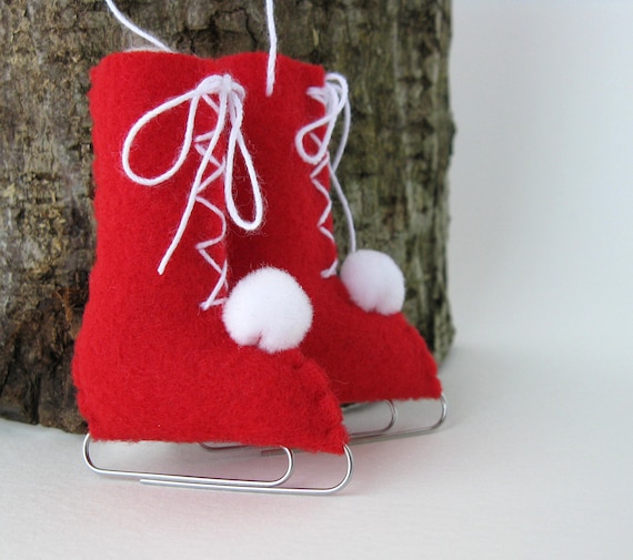 Red Ice Skates Felt Christmas Ornament Vintage Style Etsy