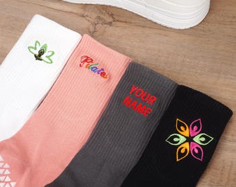 Custom Embroidered Yoga Pilates Socks ,Women sports gym socks，Women Yoga Trainer socks ,Non Slip Trainer socks, Personalised Women’s Socks.