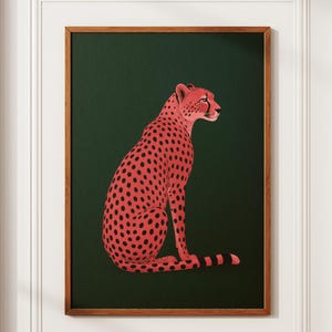 Rosa Gepard auf grünem Kunstdruck, Smaragdgrüne Moderne Kunst, Tierkunstdruck, Zeitgenössische Kunst für Zuhause im Maximalismus-Stil, Dunkelgrüne Wandkunst
