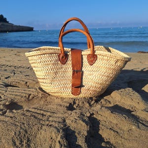 Small handmade wicker basket with leather handles – Boho handcrafted tote bag