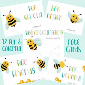 Può includere: Un set di 32 biglietti colorati a tema ape con messaggi incoraggianti e versetti biblici. I biglietti presentano un'ape di cartone animato con un viso sorridente e un corpo a strisce gialle e nere. I messaggi includono "Bee Strong", "Bee Brave", "Bee Encouraging", "Bee Friends" e "Bee Hopeful".