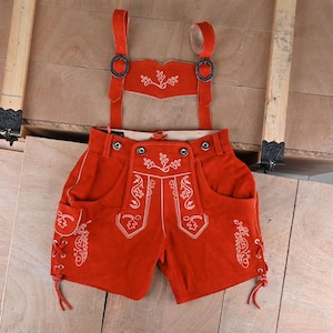 Women's Lederhosen Oktoberfest Costume Suede Leather Bavarian Outfit  Red Leather Shorts Adjustable Suspenders Bavarian Dirndl Alternative