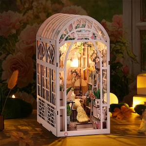 Kit de recoin pour livres d'évasion dans le jardin - Puzzle 3D en bois à faire soi-même pour serre, maison de poupée miniature avec lumières LED, cadeau décoratif pour étagères
