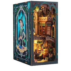 Rincón de libros DIY de Dark Academia: rompecabezas de madera para insertar en una estantería y decoración en miniatura para amantes de la fantasía y bibliotecas domésticas.