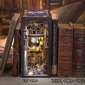 Kit de rincón de lectura para sala común Magical Nebula: rompecabezas en miniatura para armar con luces LED, personalizable, fácil de armar: decoración y regalo de fantasía