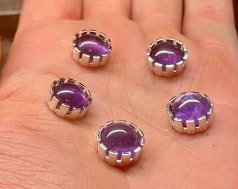 5pc 10mm round sterling CastellatedBezel with amethyst cabochons