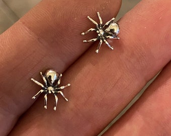 2 piece cast spiders sterling silver on post