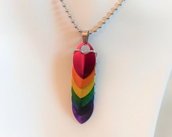 Pendente: Rainbow Cascading Scale - Chainmaille in alluminio anodizzato