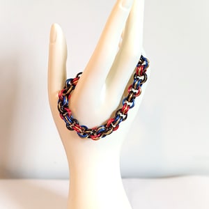 Bracelet: Polyamory Pride Cable - Anodized Aluminum Chainmaille