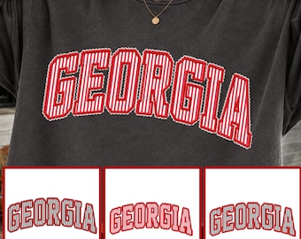Georgia-Sweatshirt mit Streifenmuster und Buchstabenaufdruck, Zierstickerei und Spitzenbordüre, Vintage Georgia Varsity PNG, rot-schwarzer Pullover für den Spieltag