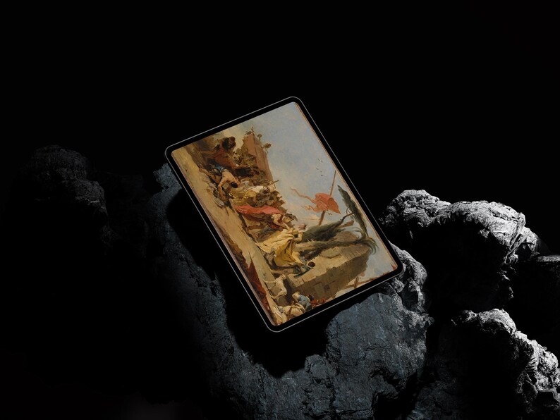 K&ouml;nnte beinhalten: Ein digitales Tablet, das ein klassisches Gem&auml;lde mit Figuren in warmen T&ouml;nen zeigt. Das Tablet befindet sich vor einem dunklen, strukturierten Hintergrund, wodurch ein Kontrast zwischen dem modernen Ger&auml;t und dem Kunstwerk entsteht.