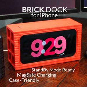 Dock per iPhone MagSafe Charging Desk Stand design BRICK per tutti gli iPhone dal 12 al 16 e Pro Max, idea regalo per nuovi proprietari di casa