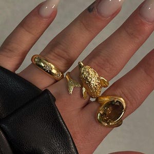 Ocean Themed Antique Ring , Dolphin Twirl Ring