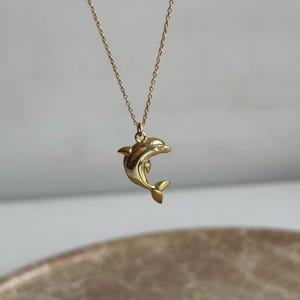 Collier minimaliste dauphin, bijoux sur le thème de l&#39;océan
