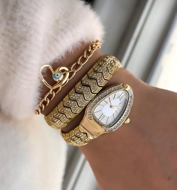 Gold Elegant Women display picture 2