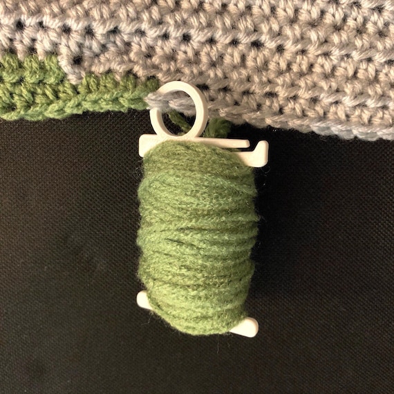 Knitting Crochet Yarn Bobbins with Stitch Marker 5 + Yarn Winder